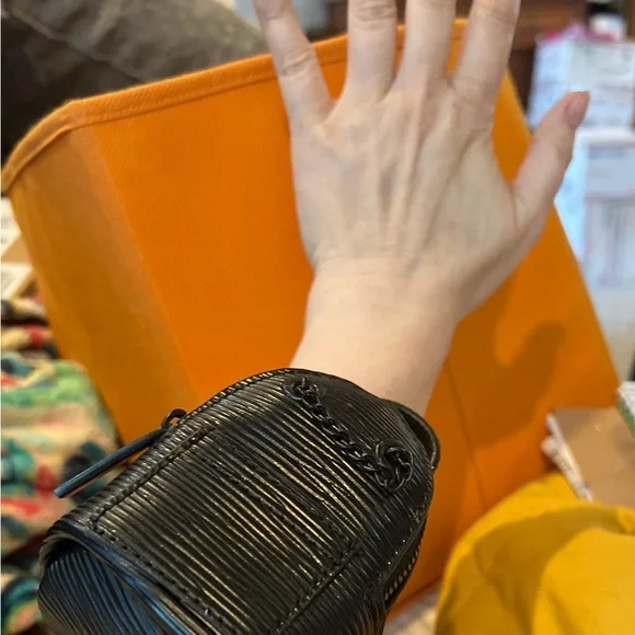 Epi Mini Backpack wristlet. Fits on arm or leg. NWOT - Picture 3 of 7